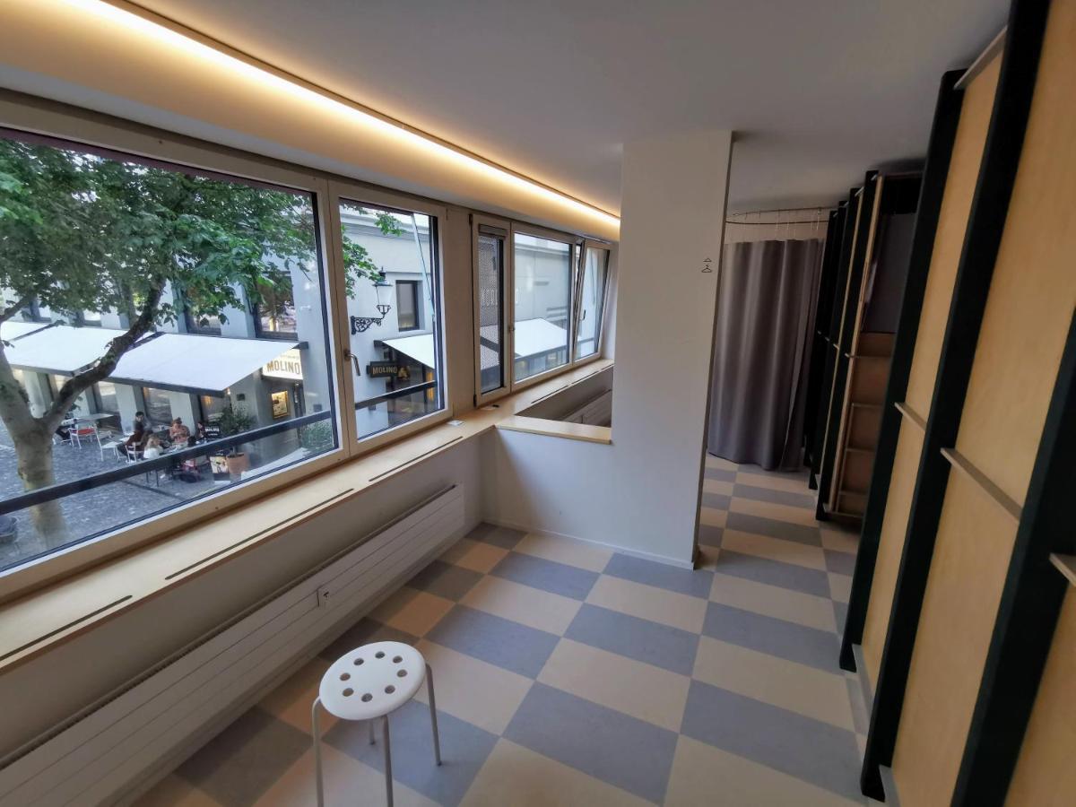 Green Marmot Capsule Hotel Zuerich מראה חיצוני תמונה