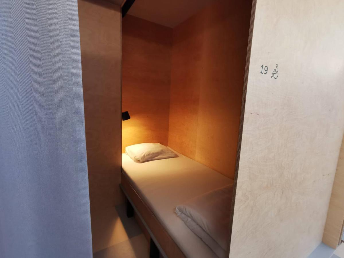 Green Marmot Capsule Hotel Zuerich מראה חיצוני תמונה